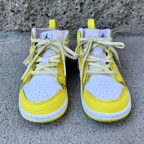 NIKE Air Jordan 1 Girls 9 9C Mid SE Yellow Floral Sneakers Toddler Rose Patch - Picture 12 of 12